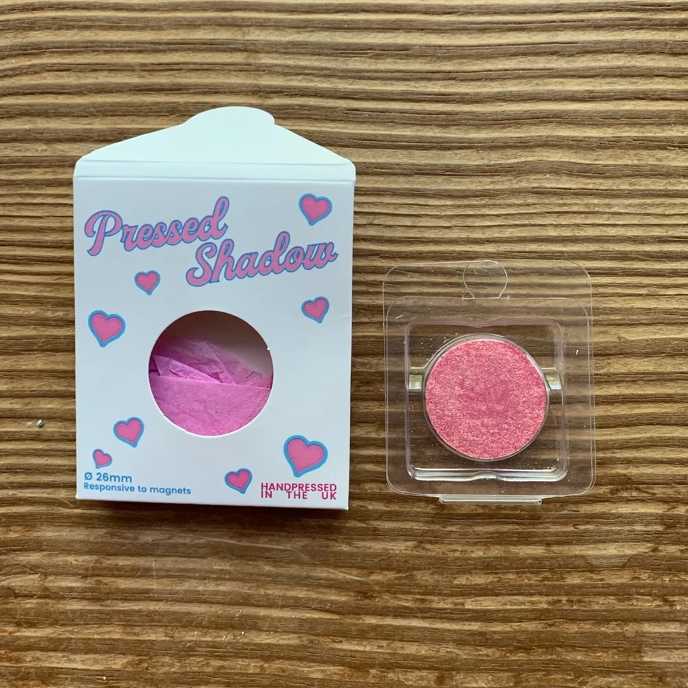 Pastel Roses UK brand new